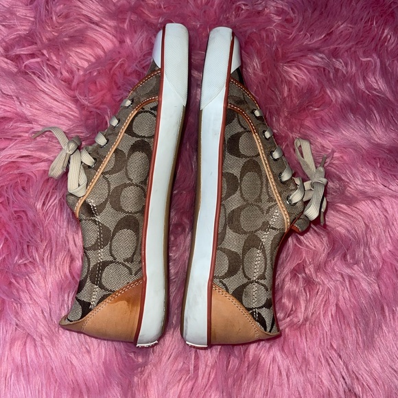 🌸Khaki coach logo sneakers🌸 - Picture 3 of 6